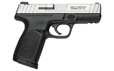 Smith & Wesson M&P 9mm 17+1 5" Pistol in Black Polymer - 11997